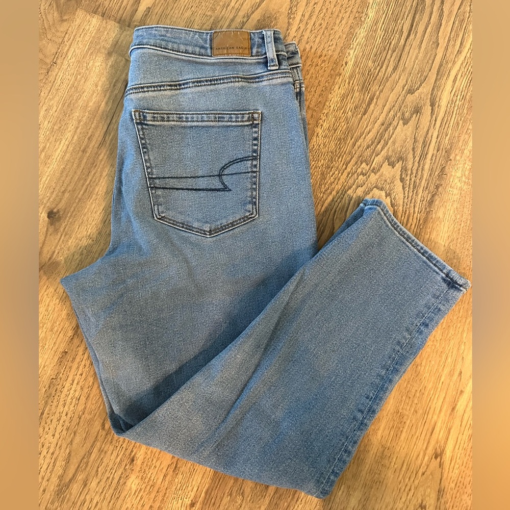 American Eagle Mom Jean